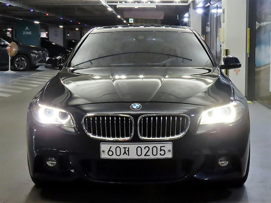 BMW 5시리즈 528i xDrive M 에어로 다이나믹 사진