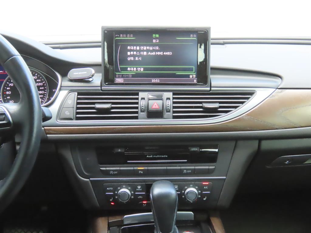 아우디 A6 35 TDI 컴포트 사진
