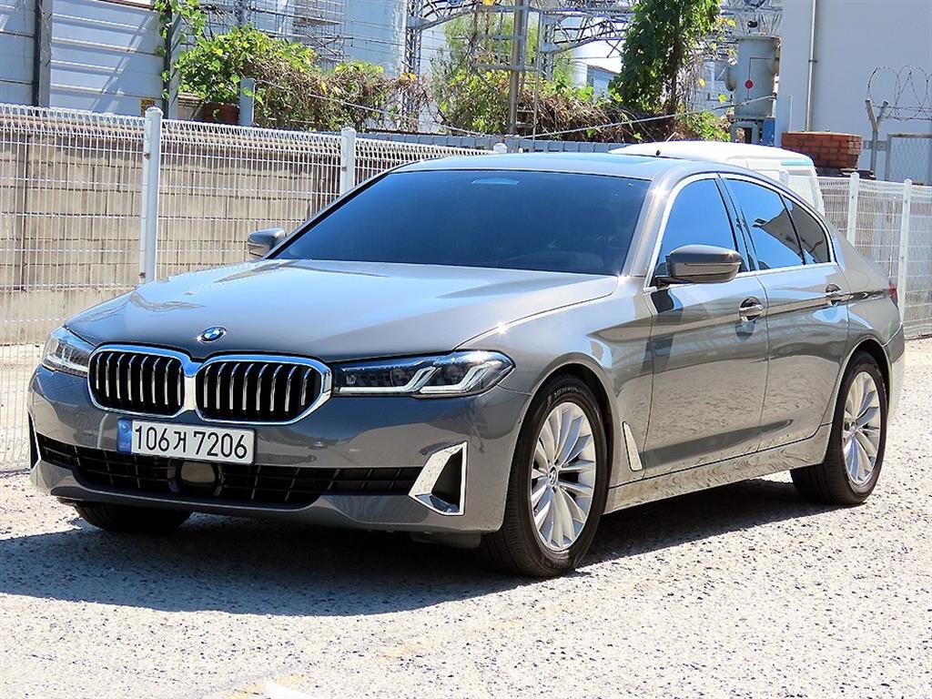 BMW 5시리즈 520i 럭셔리 사진 2/20