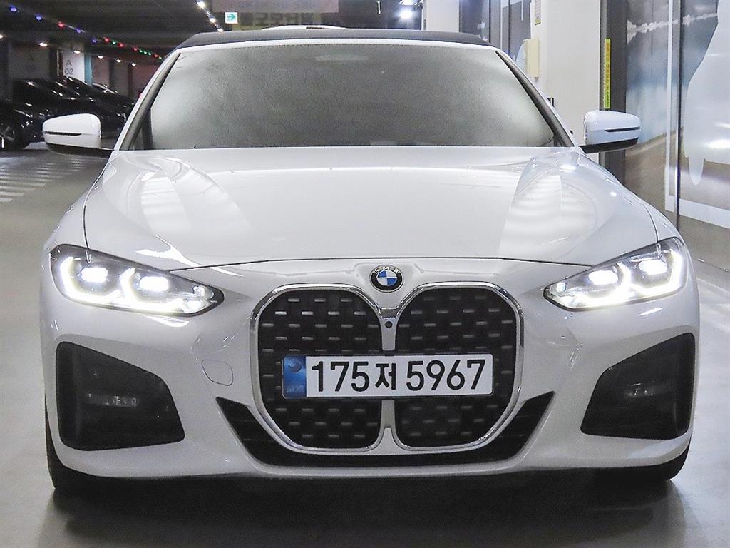 BMW 4시리즈 420i 컨버터블 M 스포츠 사진