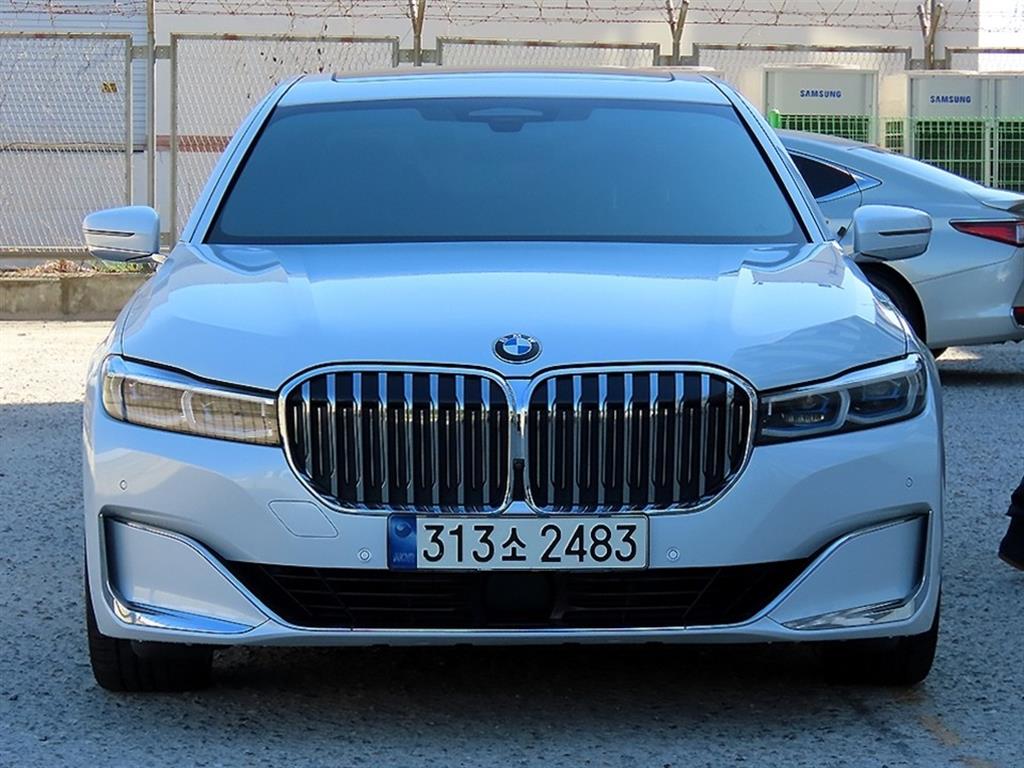 BMW 7시리즈 730Ld xDrive 디자인 퓨어 엑설런스 사진