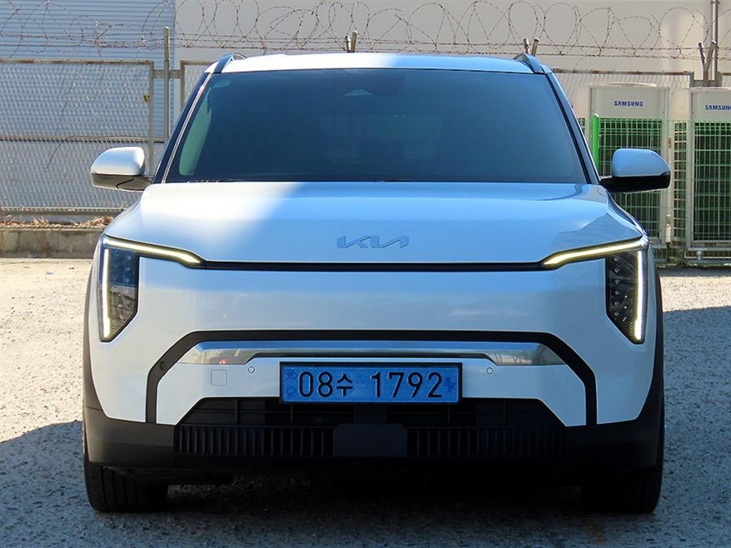 기아 EV3 롱레인지 2WD 어스 사진