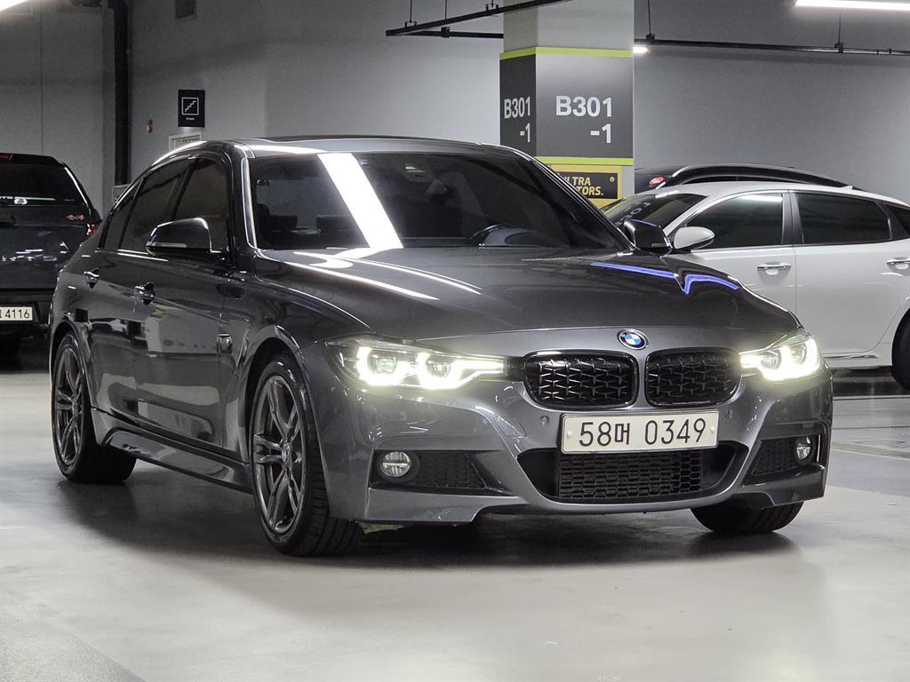 BMW 3시리즈 320i M 스포츠 사진 2/20