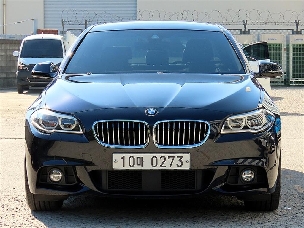 BMW 5시리즈 520d M 에어로다이나믹 프로 사진