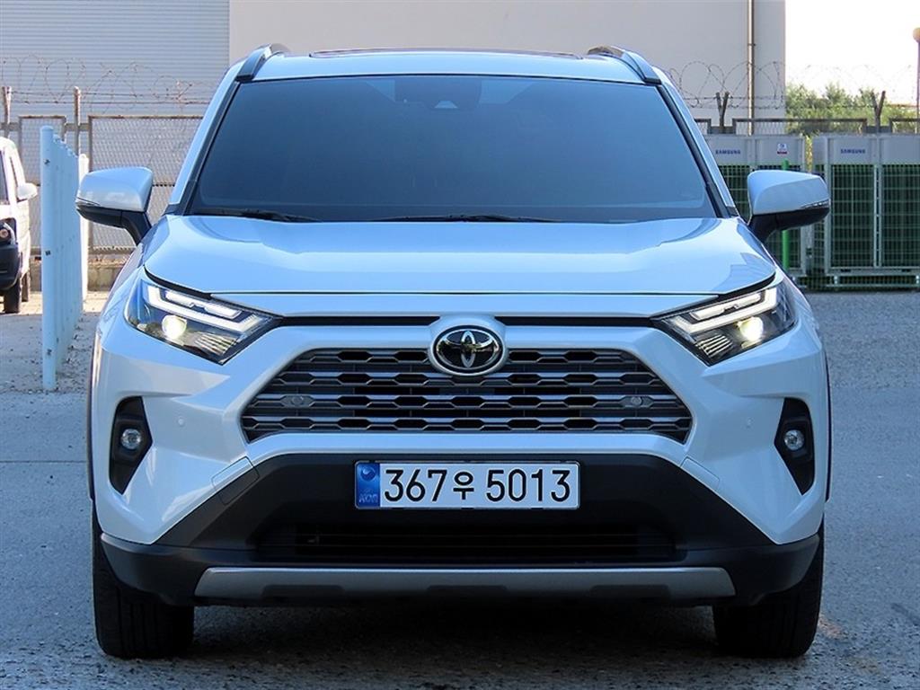 토요타 라브4 2.5 4WD 하이브리드 LTD 사진