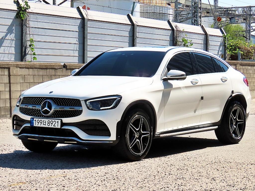 벤츠 GLC 클래스 GLC 300 4MATIC 쿠페 사진 2/20