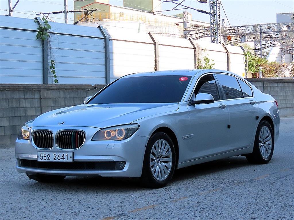 BMW 7시리즈 740 i 사진 2/20