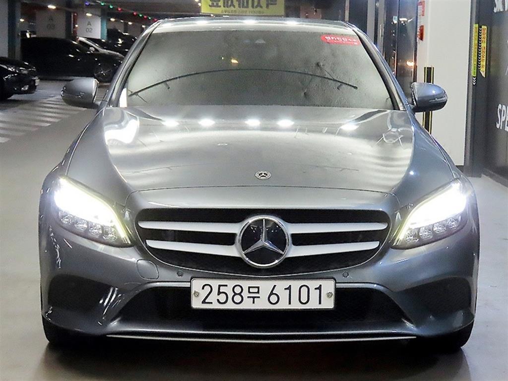 벤츠 C 클래스 C200 사진