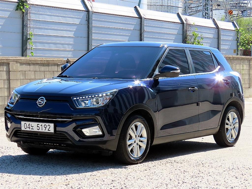 KGM 티볼리 2WD 가솔린 VX 사진 2/20