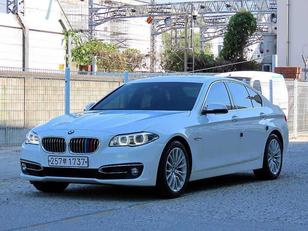 BMW 5시리즈 520d 사진 2/20