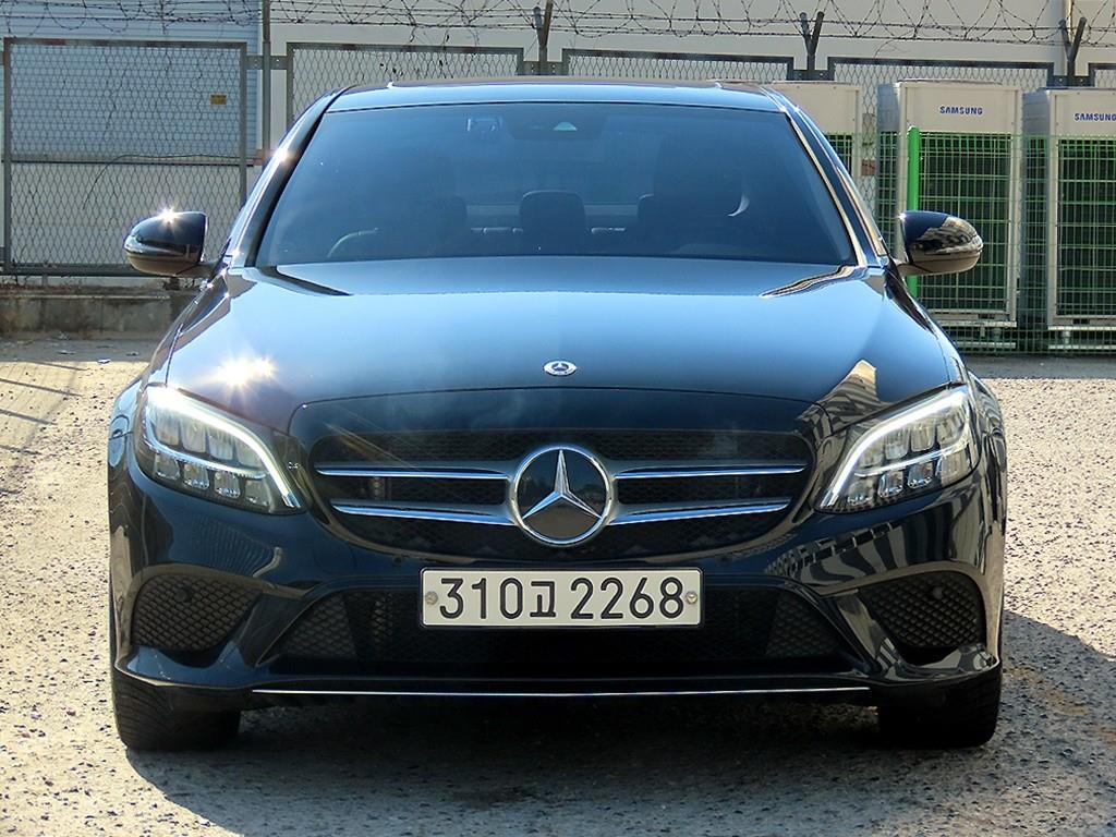 벤츠 C 클래스 C200 아방가르드 사진