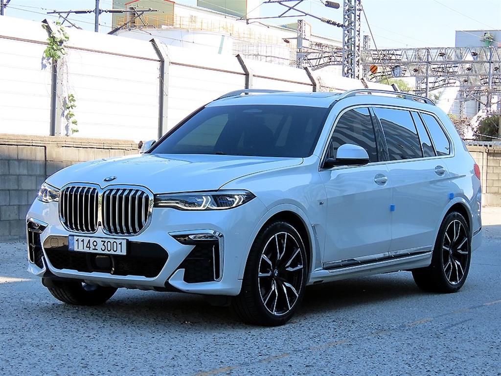 BMW X7 xDrive 40i M 스포츠 사진 2/20
