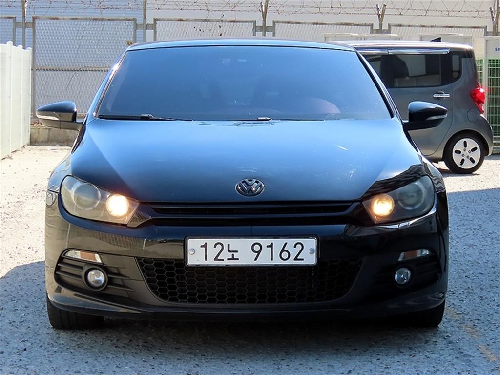 폭스바겐 시로코 2.0 TDI R-LINE 사진