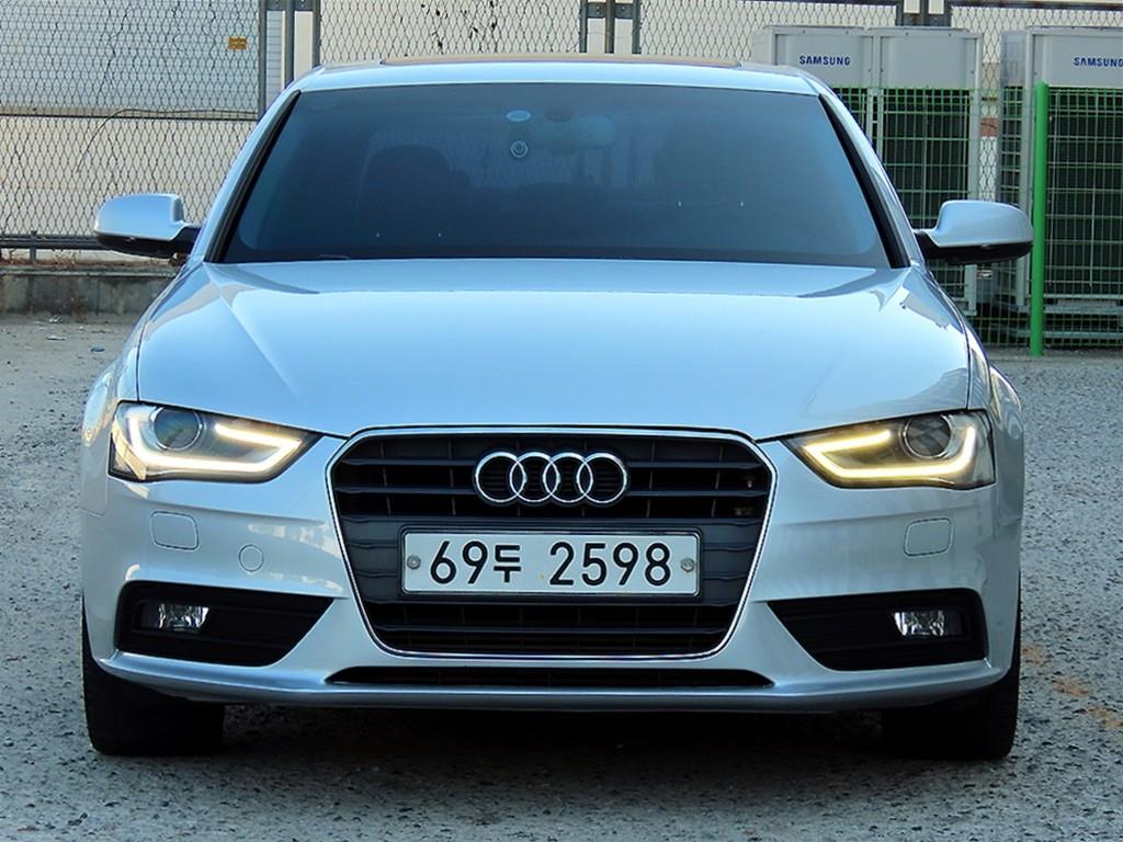 아우디 A4 2.0 TDI 사진