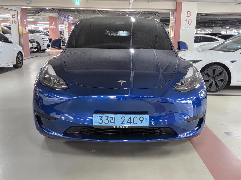 테슬라 모델 Y RWD 사진 2/14