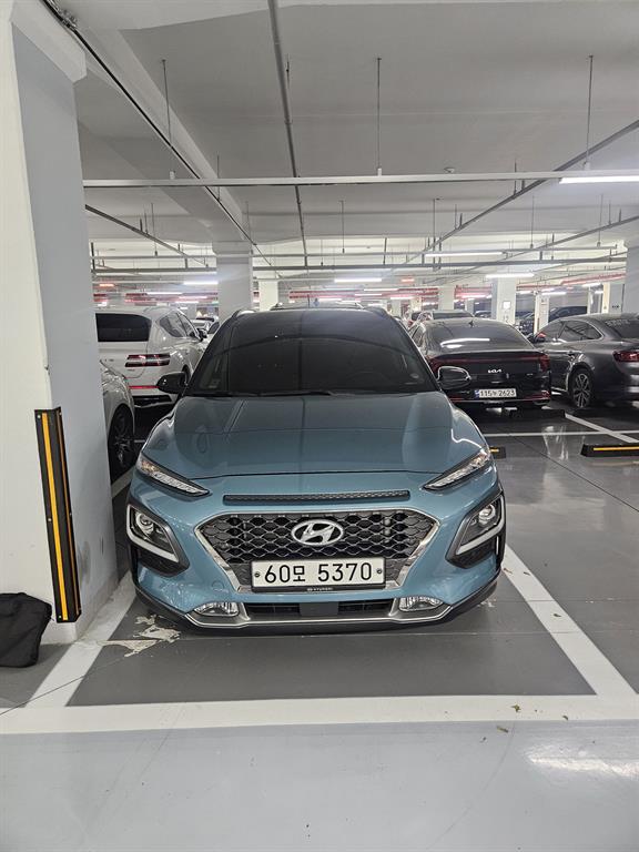 현대 코나 1.6 터보 4WD 프리미엄 사진