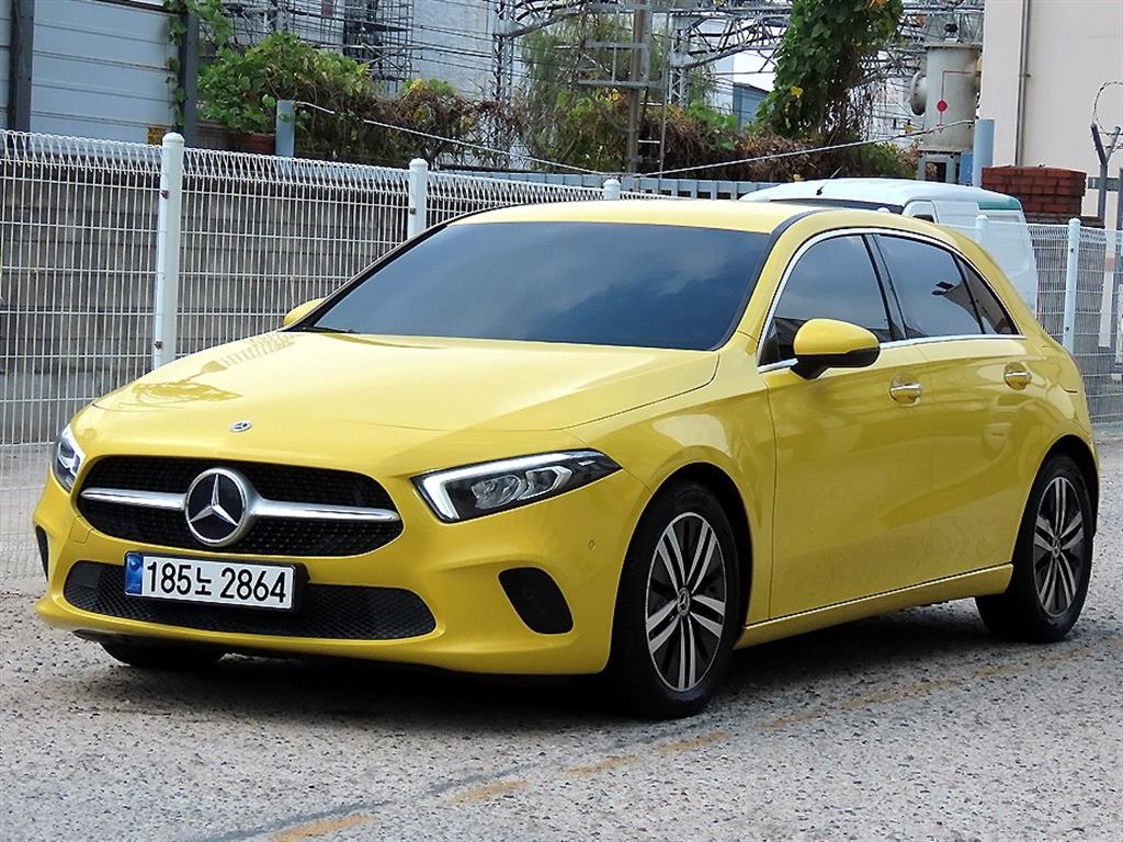 벤츠 A 클래스 A200 해치백 사진 2/20