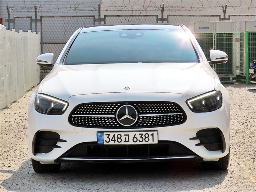벤츠 E 클래스 E350 4MATIC AMG LINE 사진