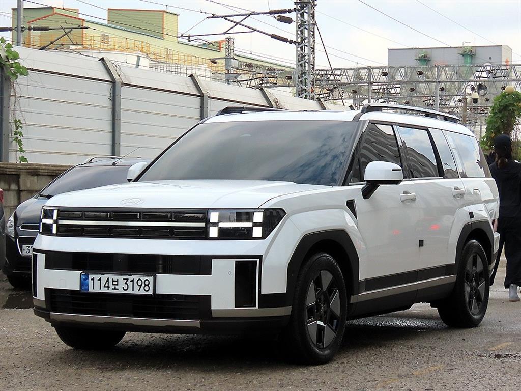현대 싼타페 1.6T 2WD 프레스티지 사진 2/20