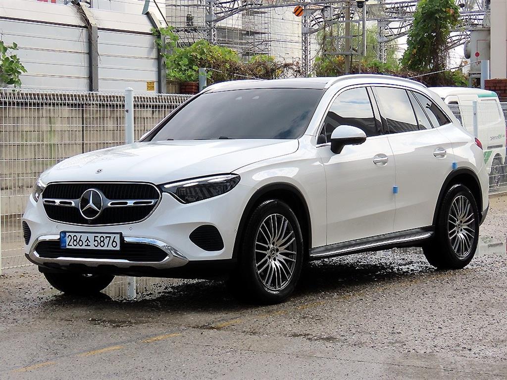 벤츠 GLC 클래스 GLC220 d 4MATIC 사진 2/20