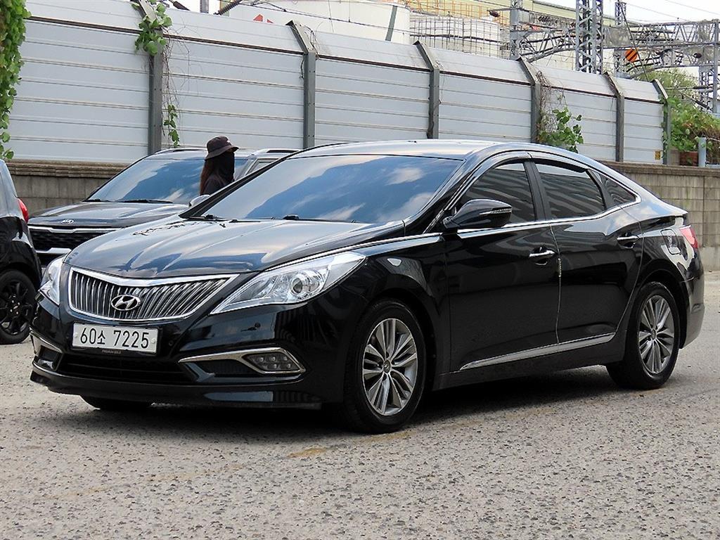 현대 그랜저 HG240 MODERN 컬렉션 사진