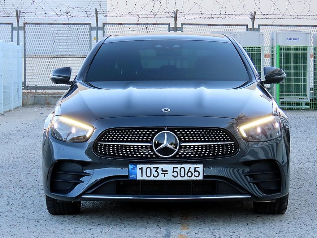 벤츠 E 클래스 E350 4MATIC AMG LINE 사진
