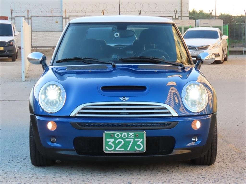 MINI 쿠퍼 기본형 사진