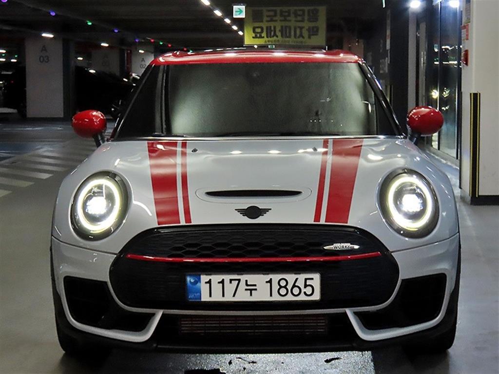 MINI 클럽맨 JCW 사진