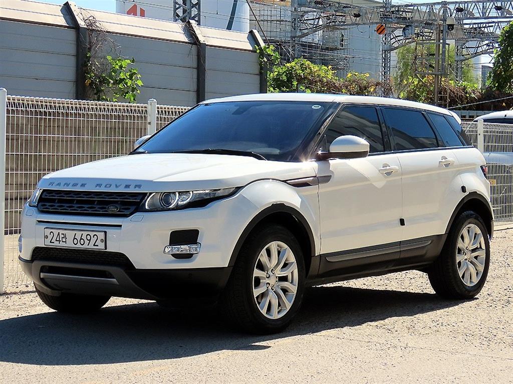 랜드로버 레인지로버 이보크 2.2 SD4 퓨어 사진