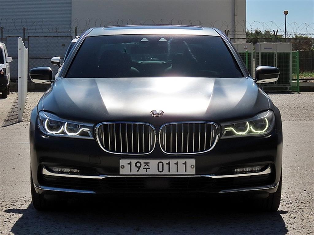 BMW 7시리즈 740Ld xDrive 사진
