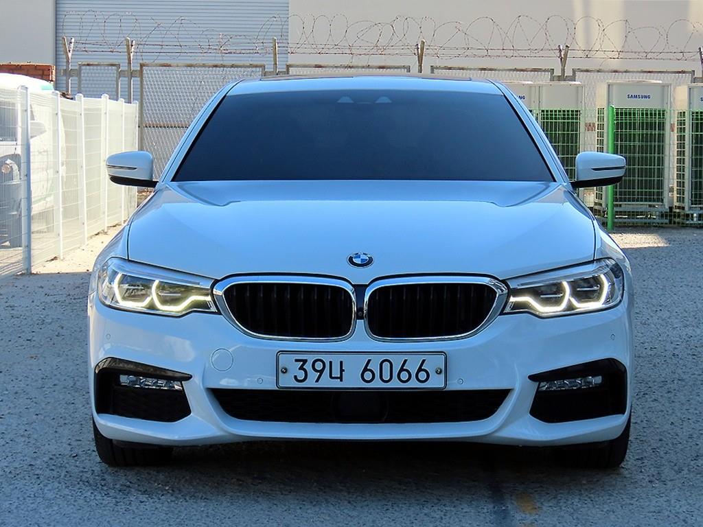 BMW 5시리즈 530i M 스포츠 플러스 사진