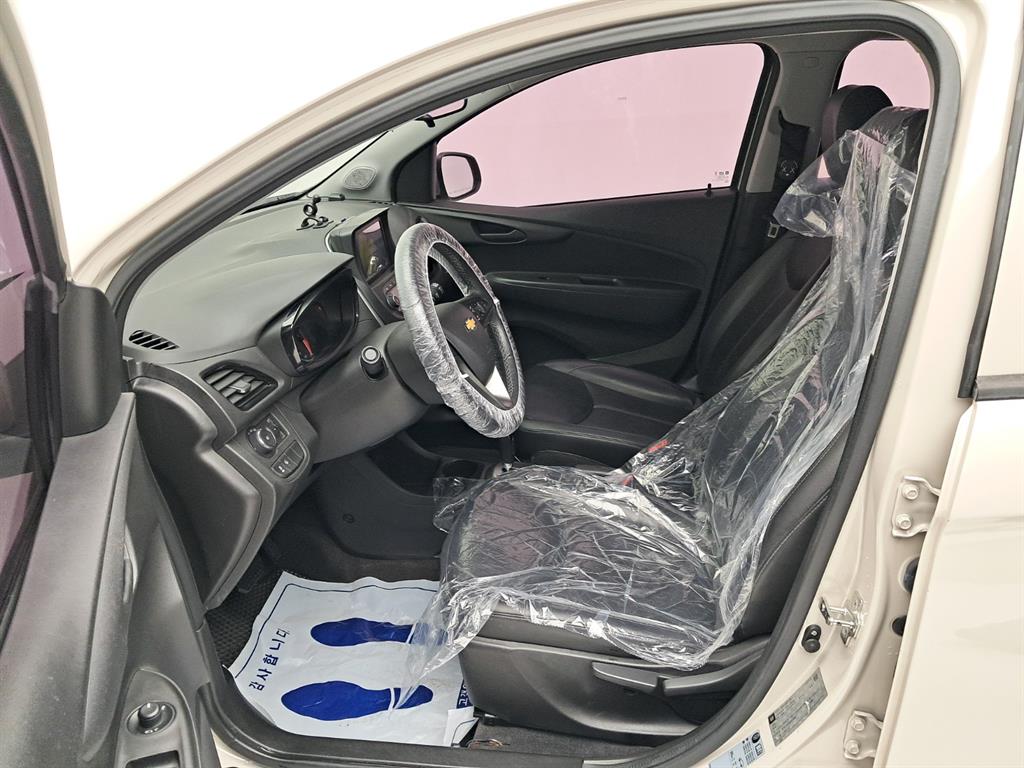 쉐보레 스파크 LS C-TECH 사진