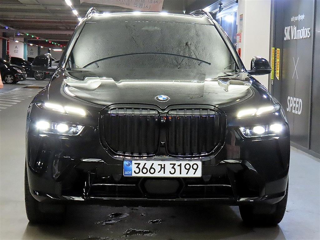 BMW X7 xDrive 40i M 스포츠 사진