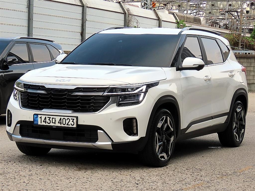 기아 셀토스 가솔린 1.6 터보 2WD 시그니처 사진