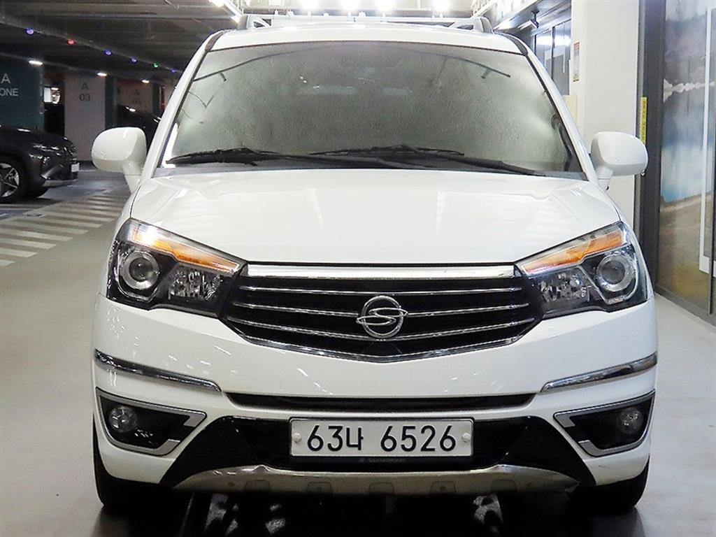 KGM 코란도 4WD TX 9인승 사진