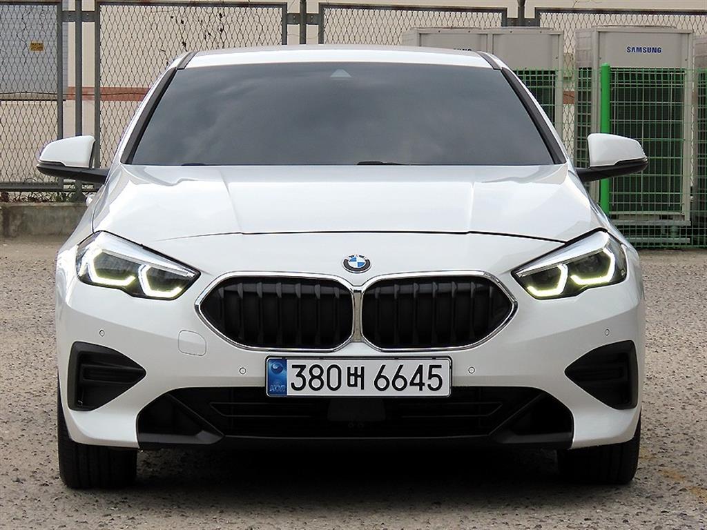 BMW 2시리즈 220i 어드밴티지 사진
