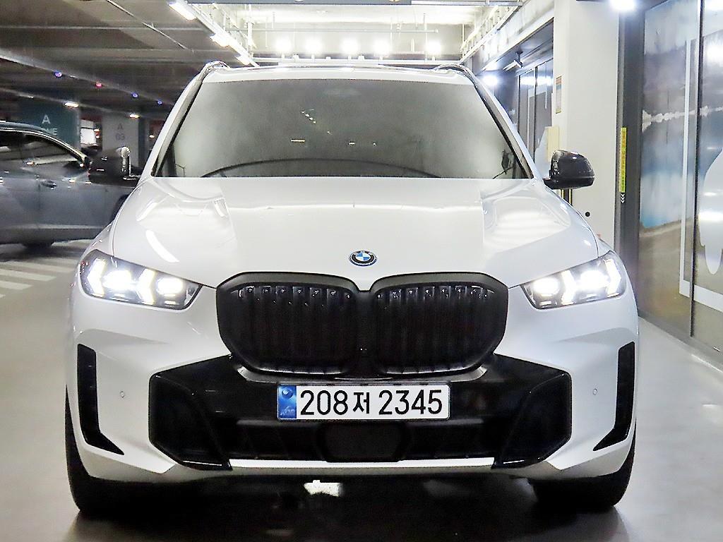BMW X5 xDrive 50e M 스포츠 사진