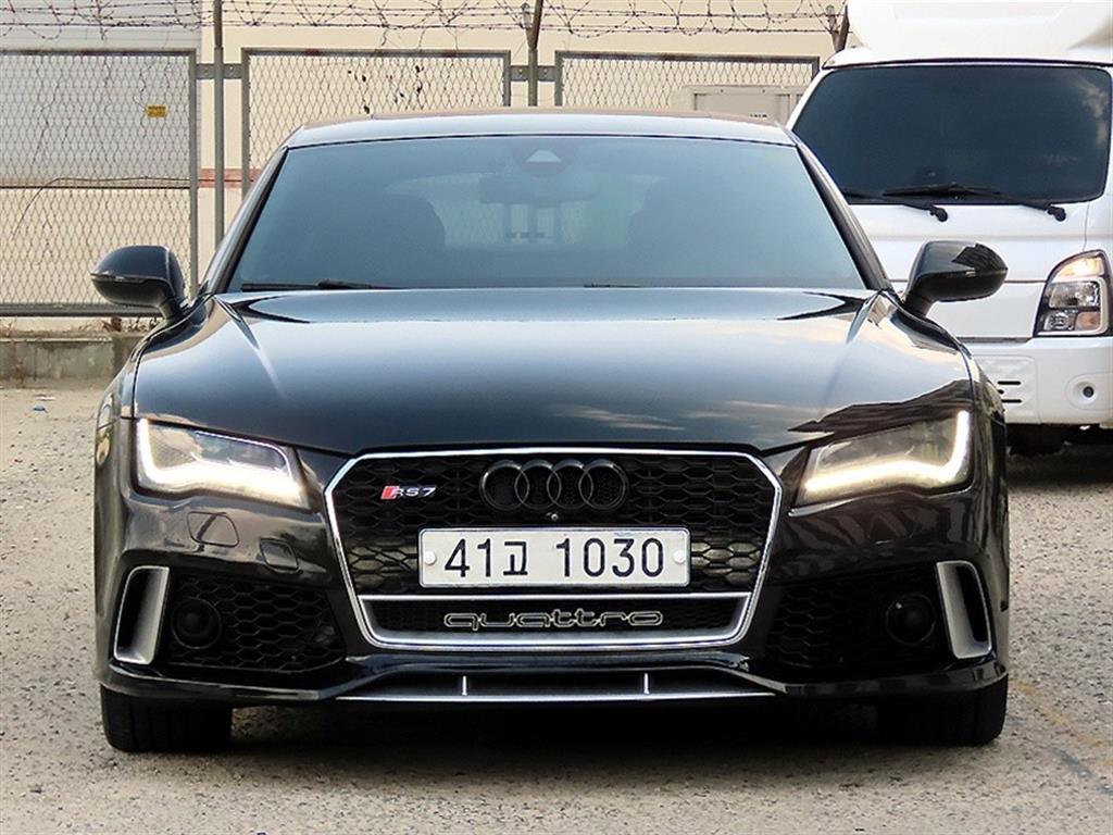 아우디 A7 55 TDI 콰트로 사진