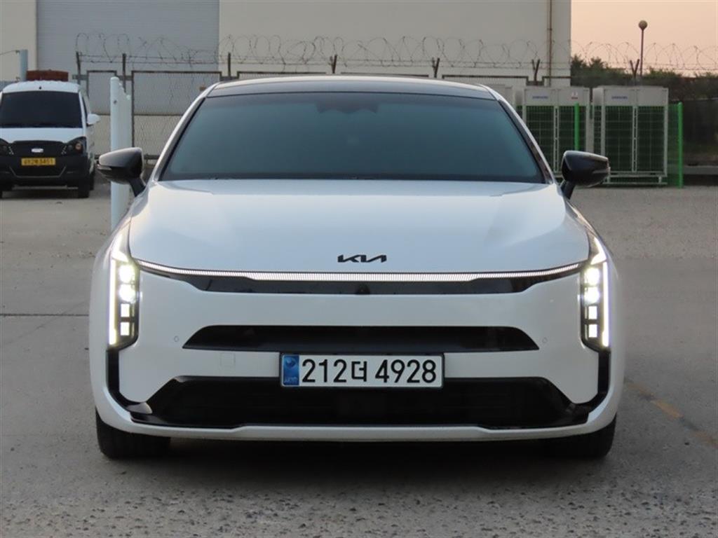 기아 K8 2.5 2WD 시그니처 사진