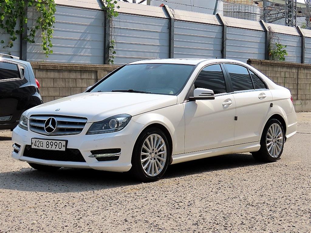 벤츠 C 클래스 C220 CDI 사진 2/19