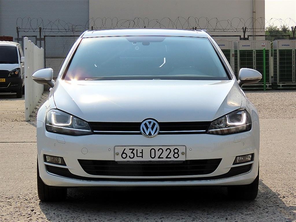 폭스바겐 골프 1.4 TSI 사진