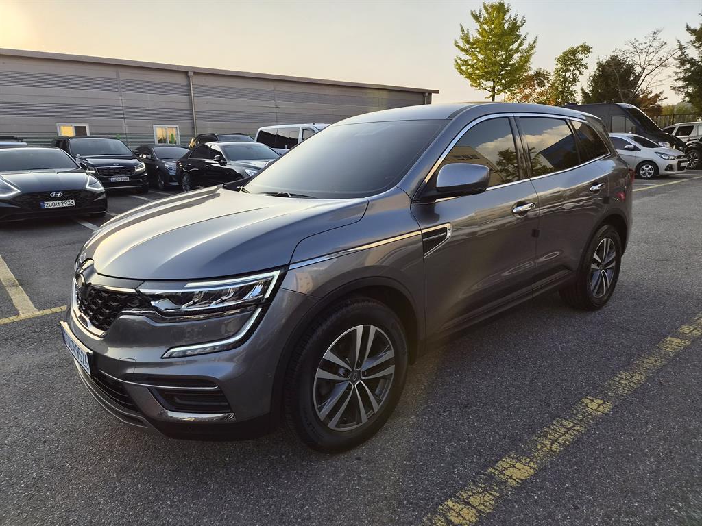 르노코리아 QM6 2.0 LPe LE 2WD 사진 2/14