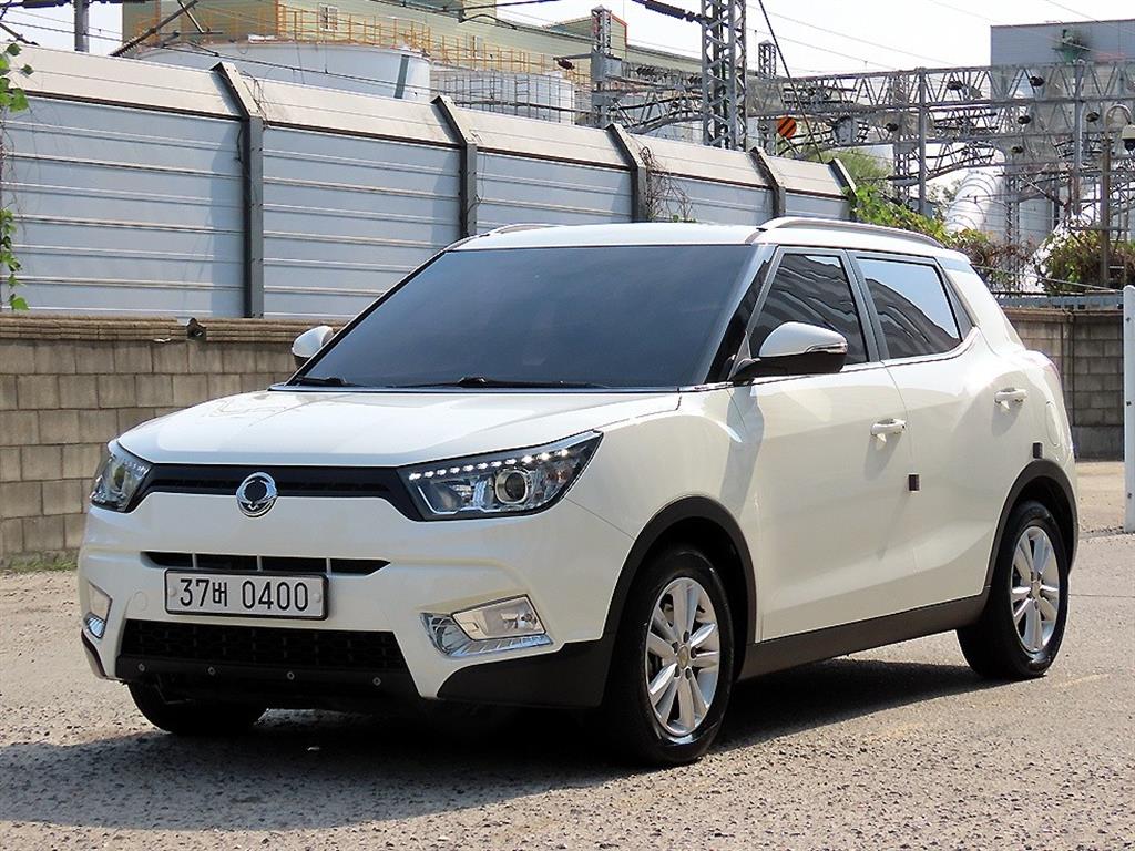 KGM 티볼리 가솔린 2WD 1.6 VX 사진 2/20