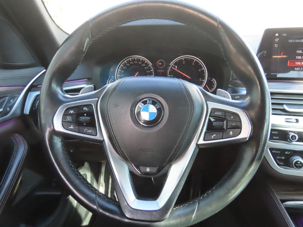 BMW 5시리즈 520d xDrive M 스포츠 플러스 사진