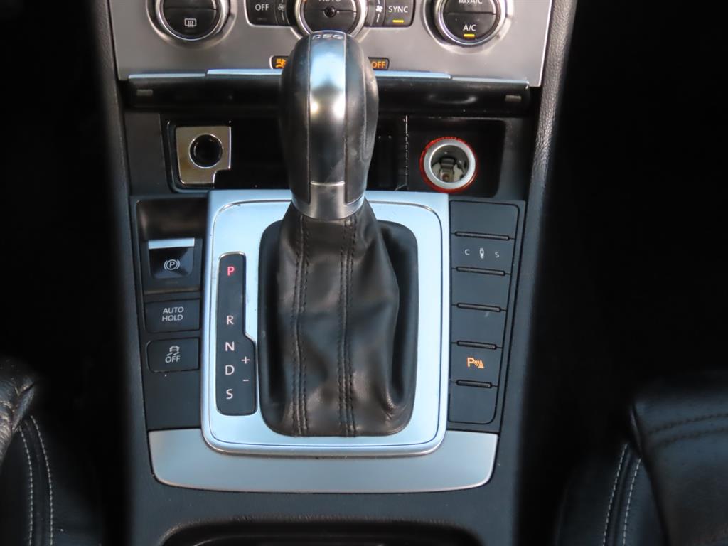 폭스바겐 CC 2.0 TSI 사진