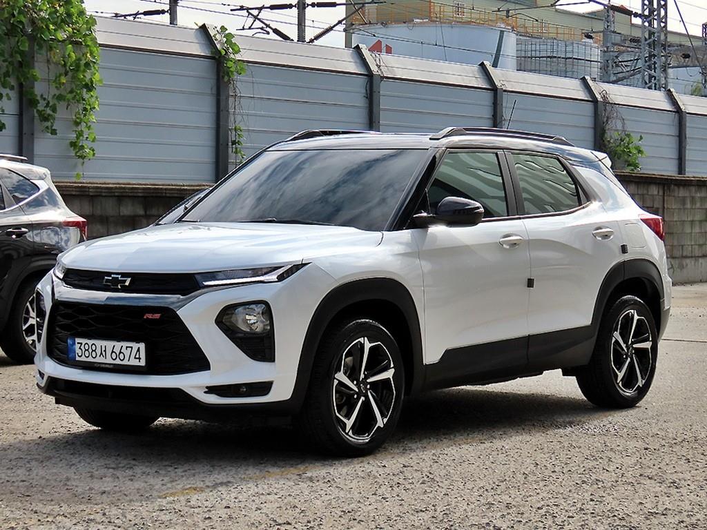 쉐보레 트레일블레이저 4WD 1.3 터보 가솔린 프리미어 사진 2/20