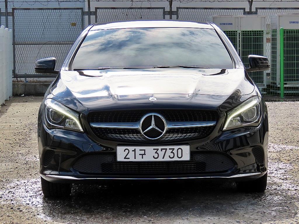 벤츠 CLA 클래스 CLA 250 4MATIC 사진