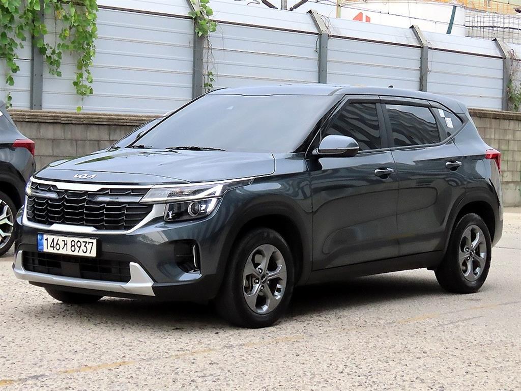 기아 셀토스 가솔린 1.6 터보 4WD 트렌디 사진 2/20