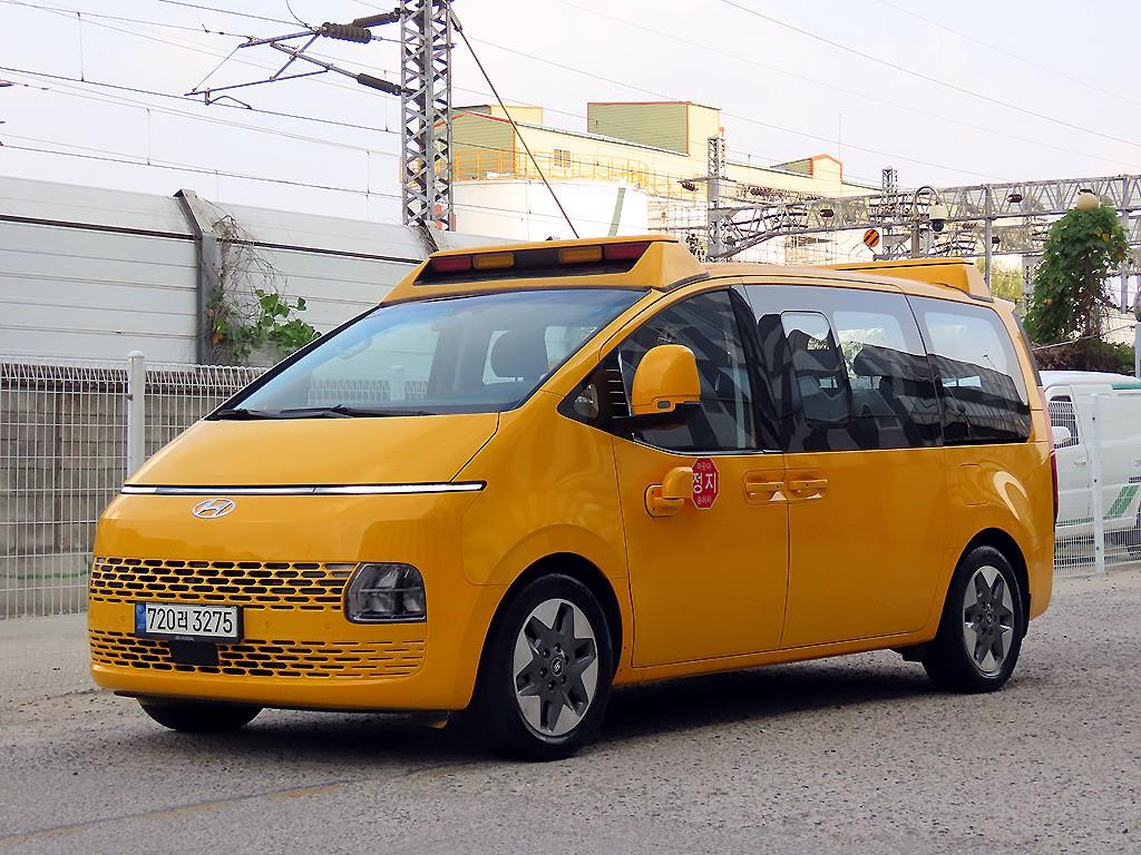 현대 스타리아 11인승 어린이 보호차량 2WD LPG 사진 2/20
