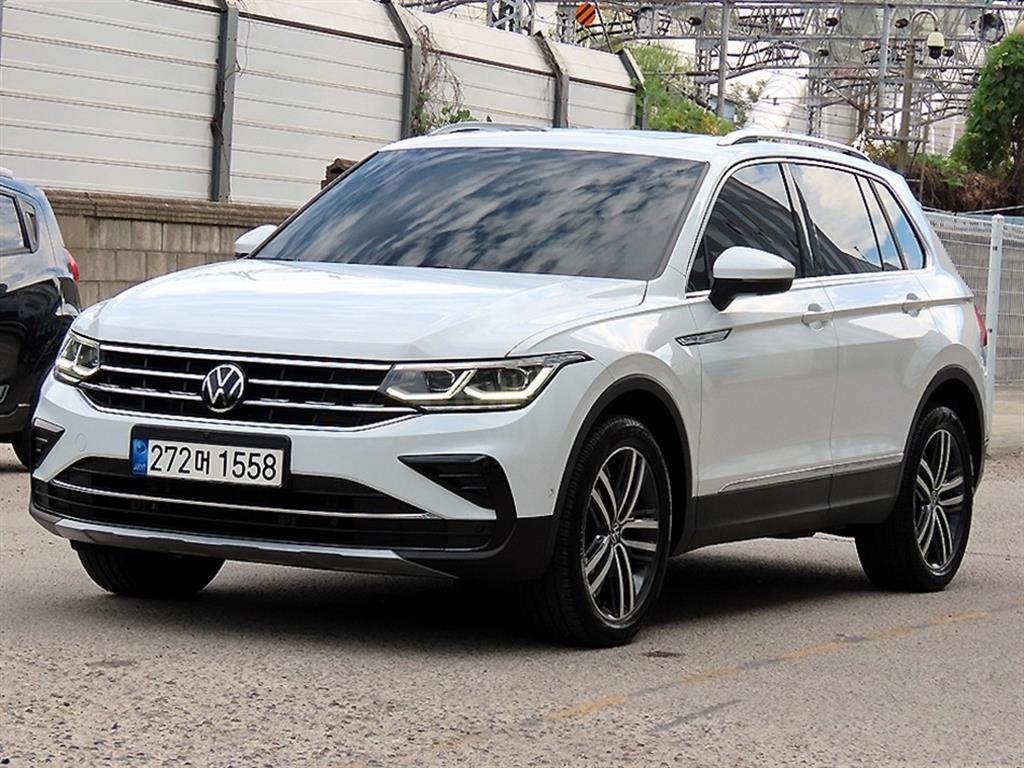 폭스바겐 티구안 2.0 TDI 프레스티지 4모션 사진 2/20